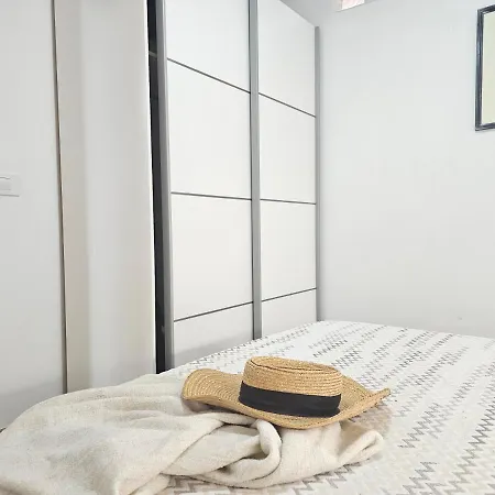 Holidays Center, Cristianos Apartment