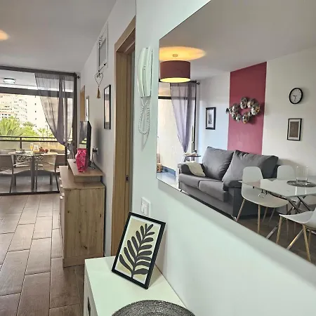Holidays Center, Cristianos Apartment *