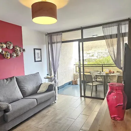 Holidays Center, Cristianos Apartment *